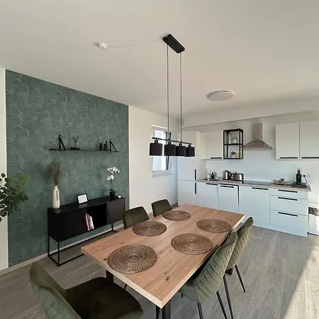Apartment Idee Living Design Am Schloss - Balkon *